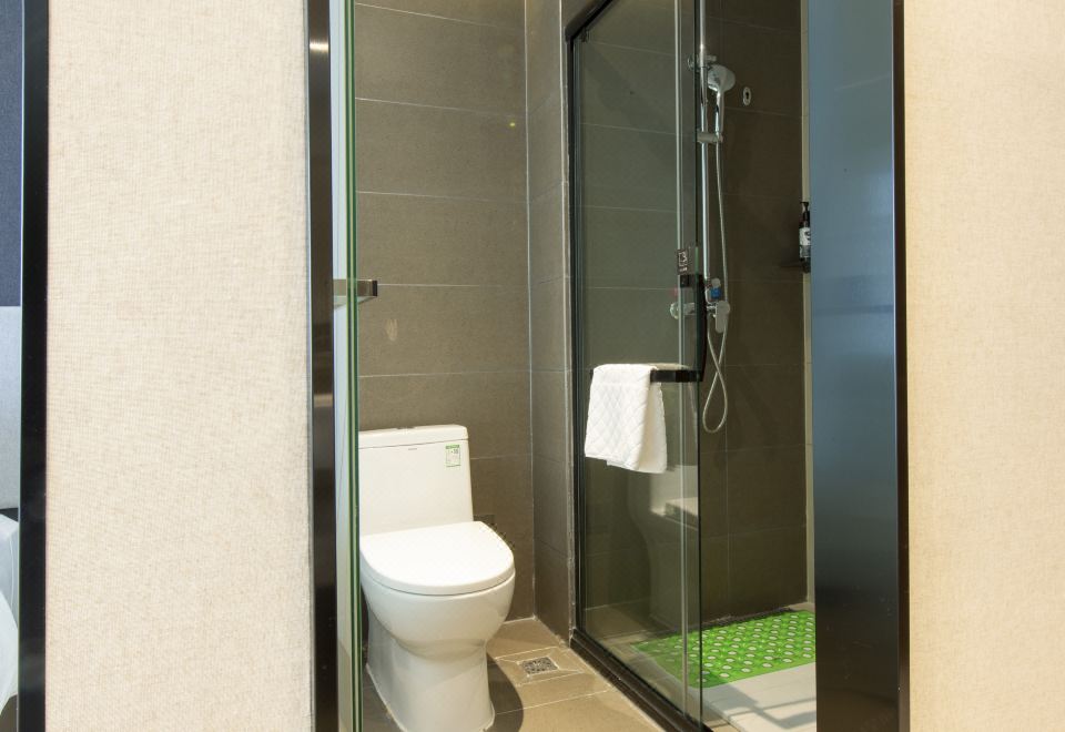 优品双床房-智能客控