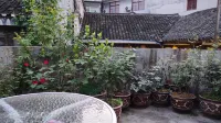 Ruolanbieyuan Homestay (Phoenix Ancient City Store) Hoteles en 