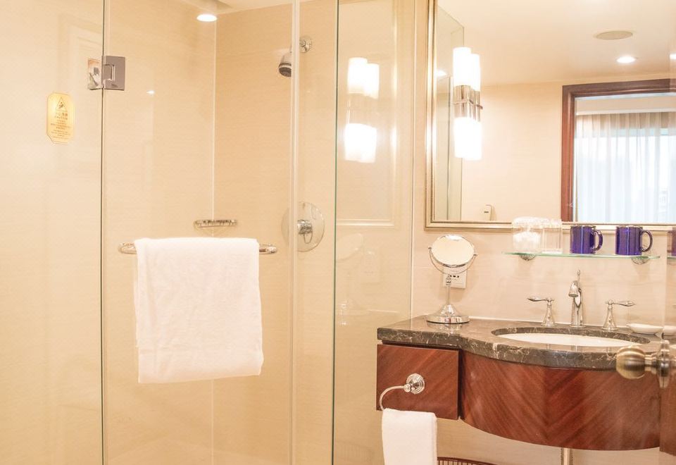 豪華城景家庭房