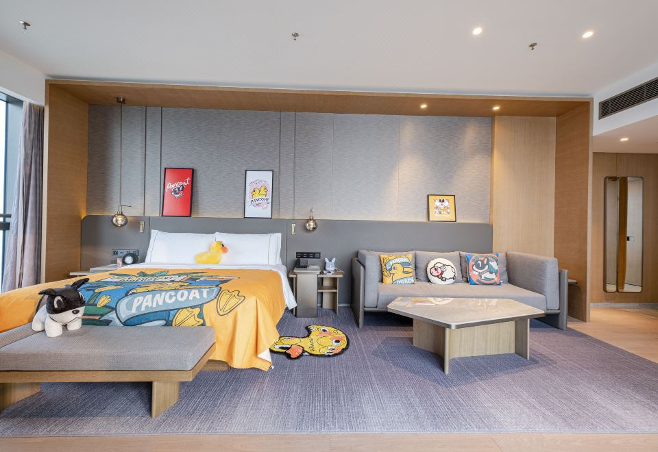 小黄鸭行政亲子大床房