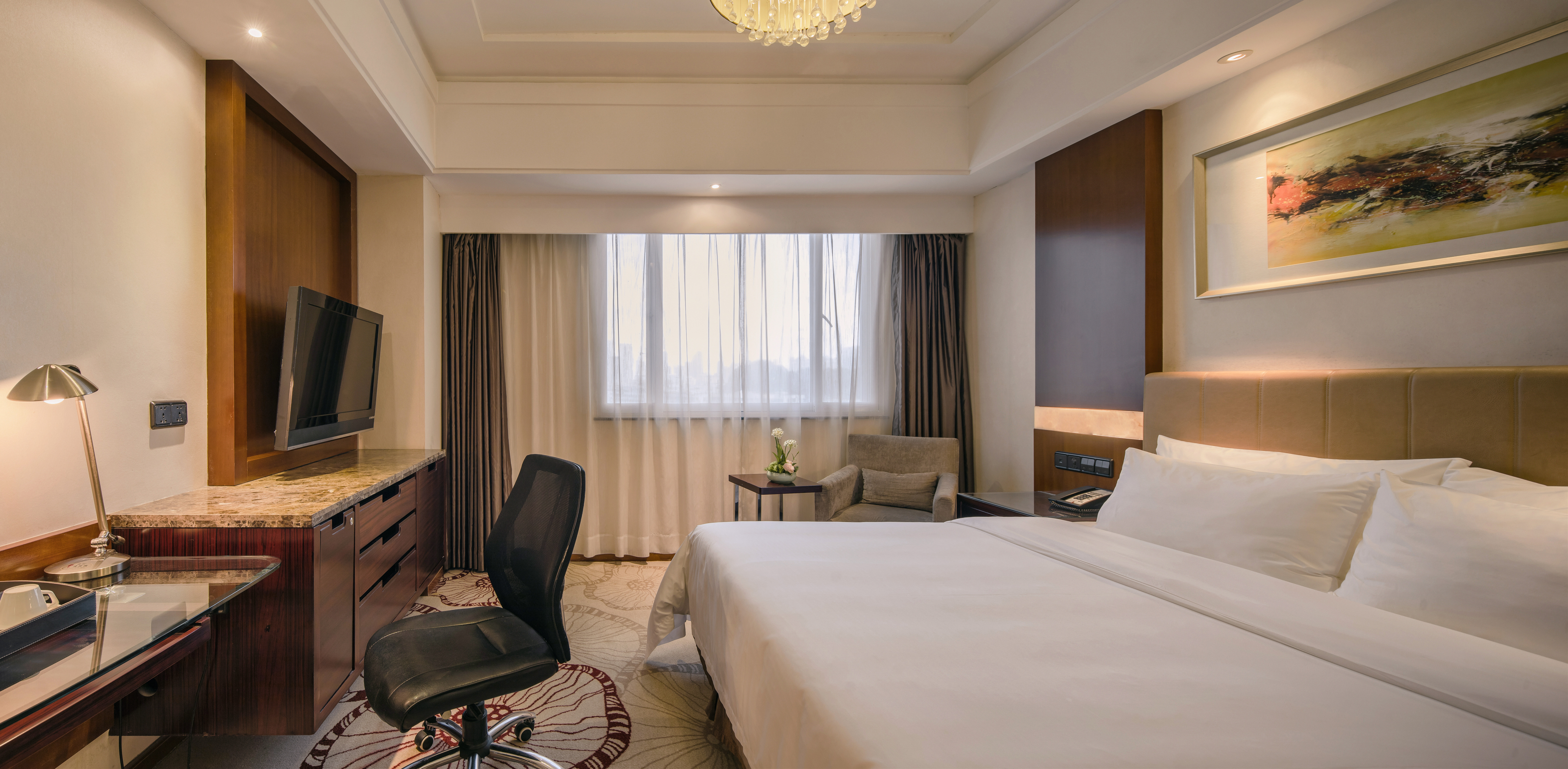 Excemon Ruian Sunshine Hotel高级大床房（舒适办公区+乾湿分离+美好睡眠）