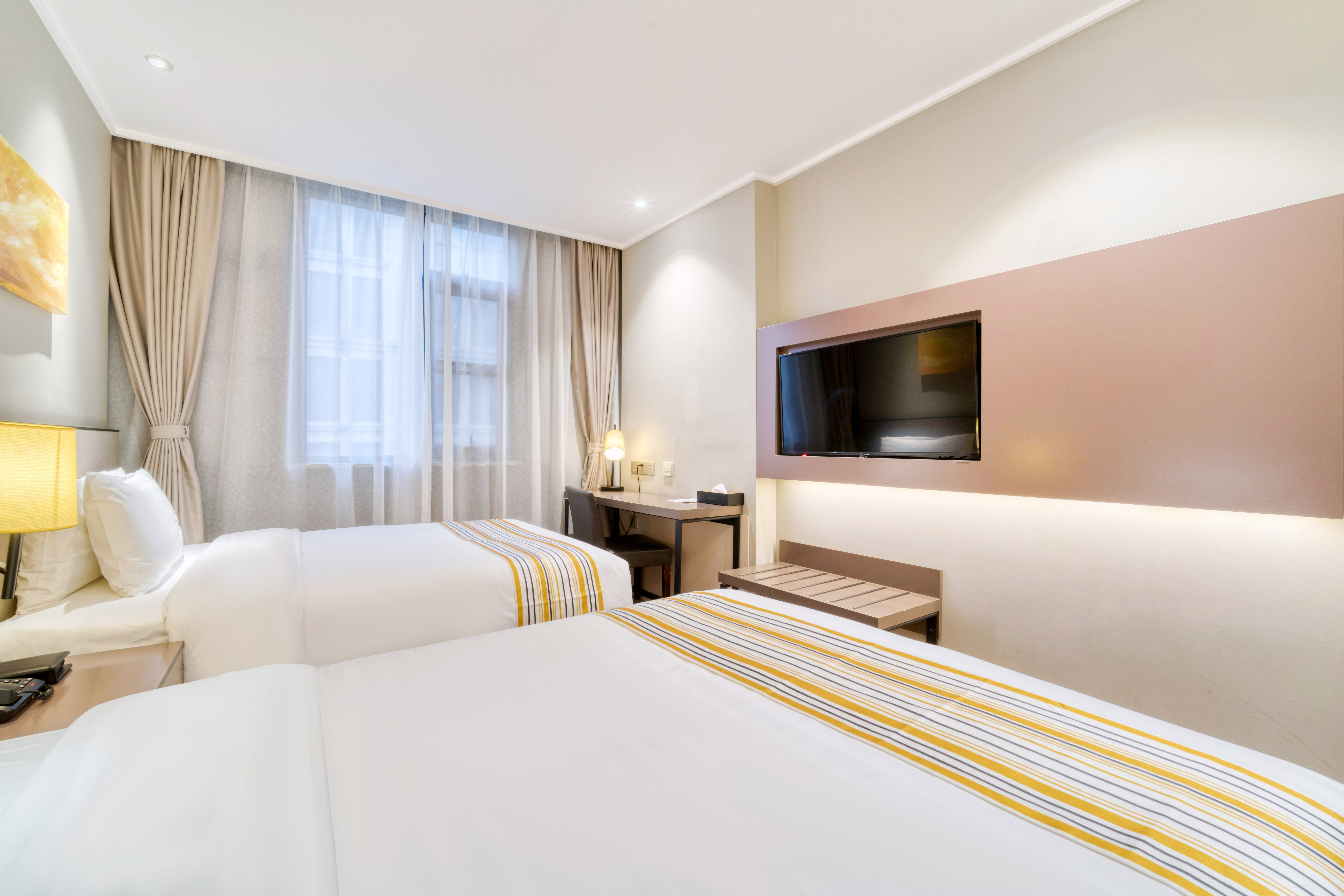 高级双床房（莱芬吹风机）