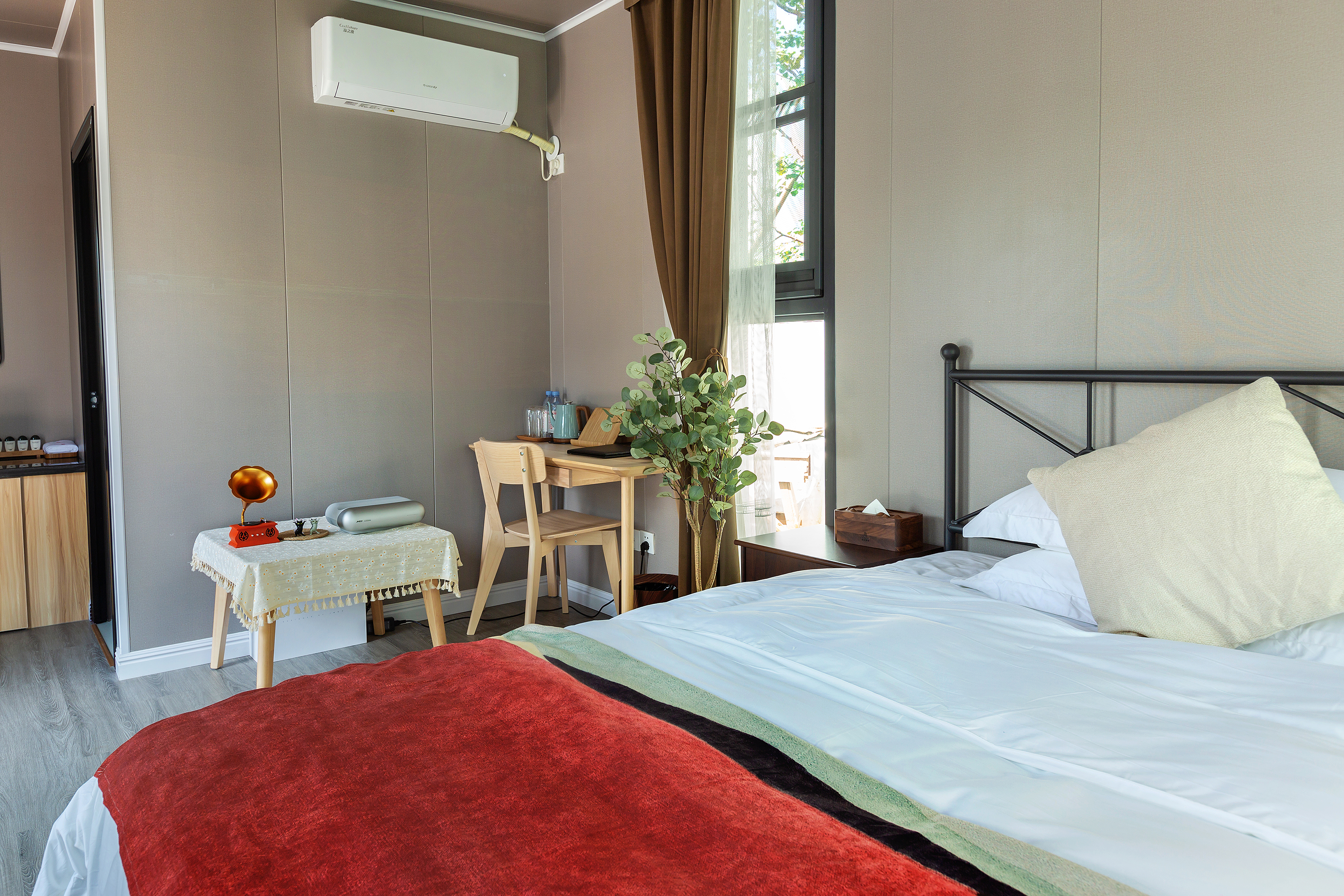 集装箱景观大床房