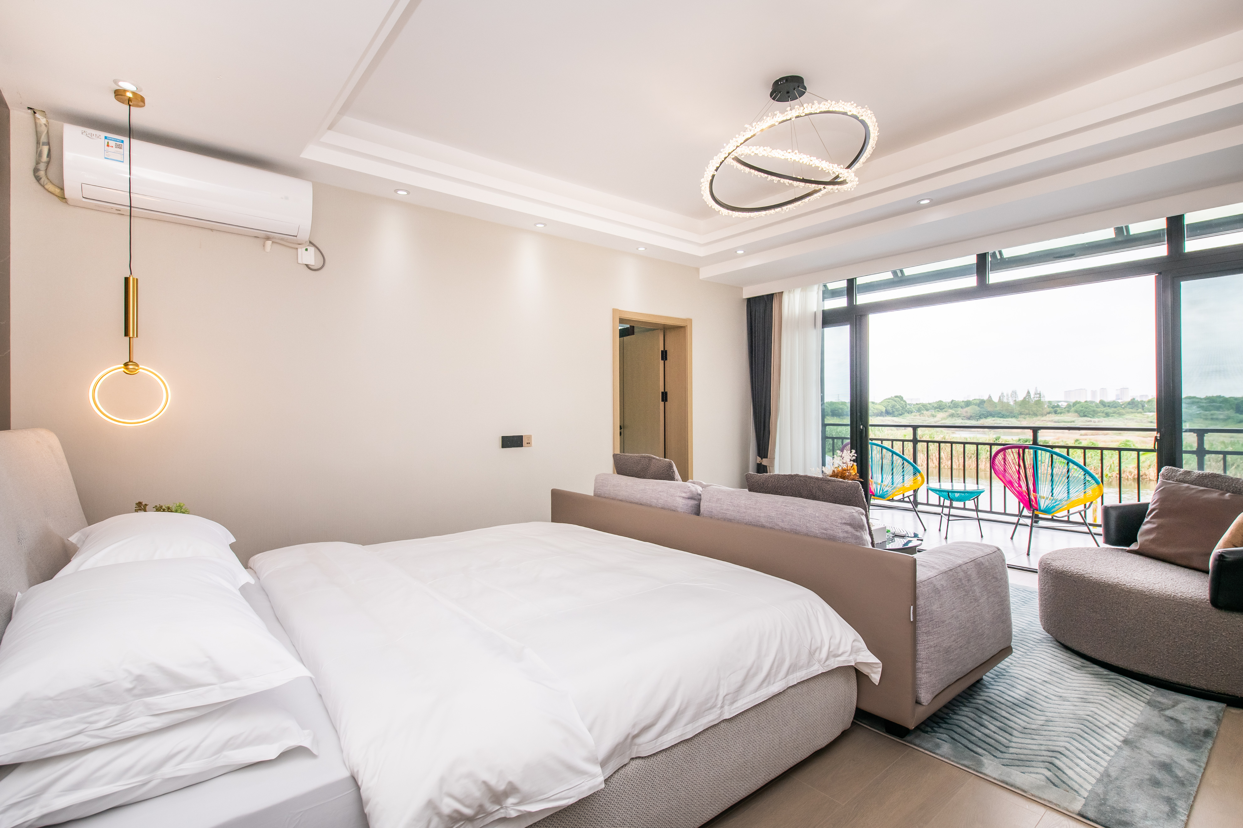 蜗牛谷8房湖景独栋度假别墅