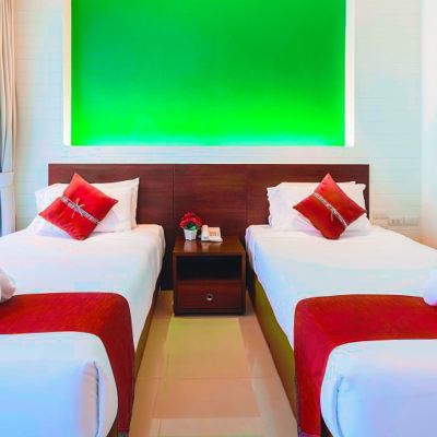 池景豪華雙床房 康哈德華欣飯店優惠