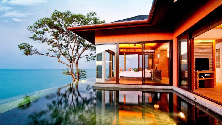 วิลล่าลักซ์ชัวรี 2 ห้องนอน วิวมหาสมุทรสระว่ายน้ำ