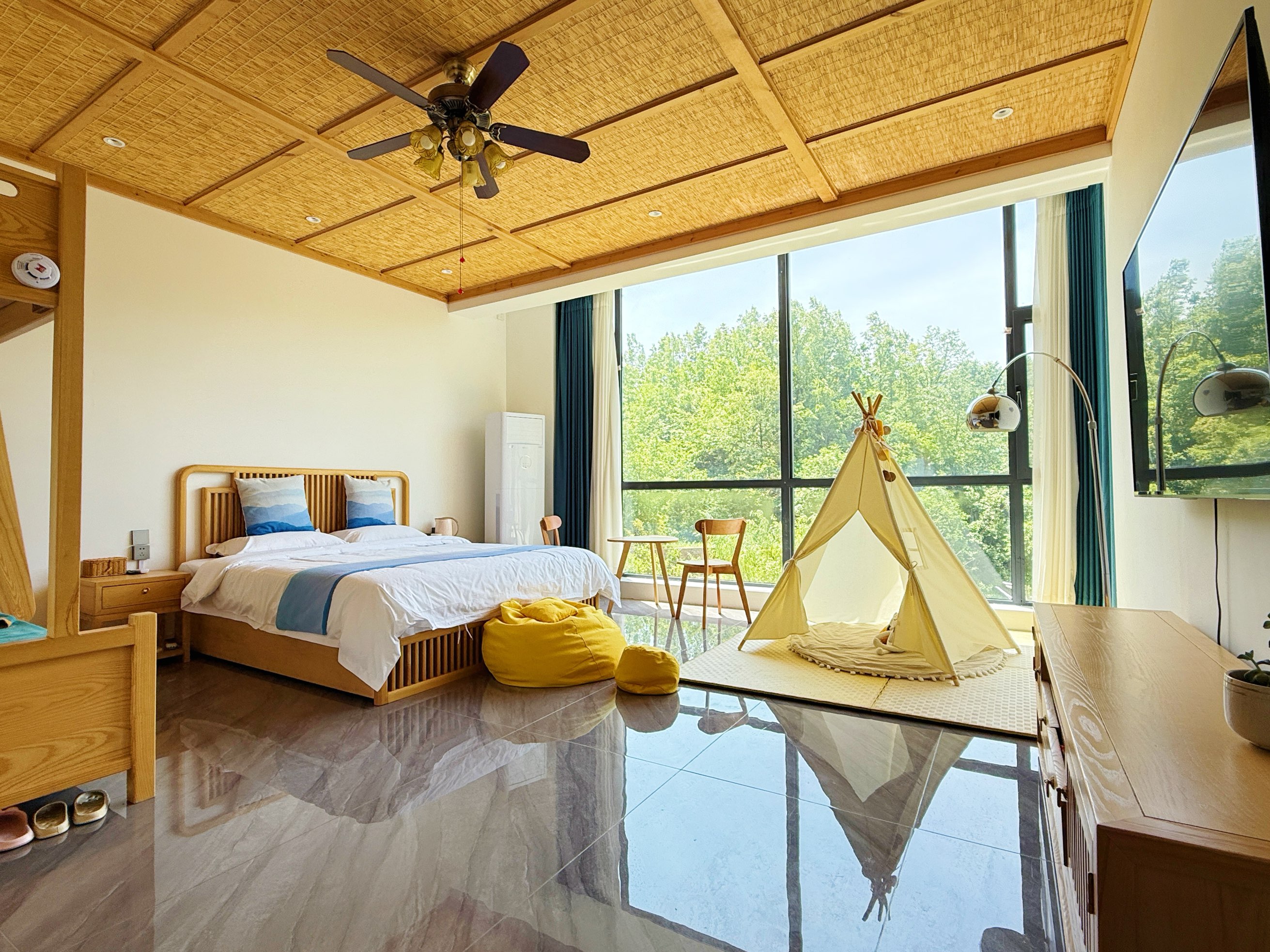 超大观景亲子房