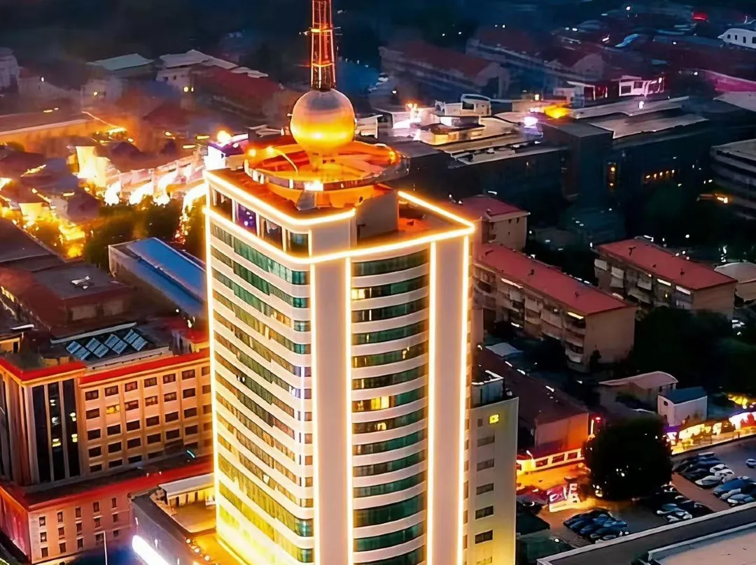 Rezen Hotel - 済南市