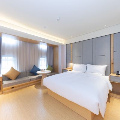 商務大床房（夢百合零壓床墊+65寸電視可投屏） 全季飯店（蘇州盛澤東方紡織城店）優惠