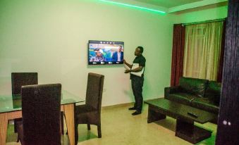 Adsuit Hotel Calabar