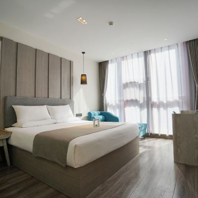 高級大床房【安睡蕎麥枕】 扉縵飯店（西安鐘樓地鐵站回民街店）優惠