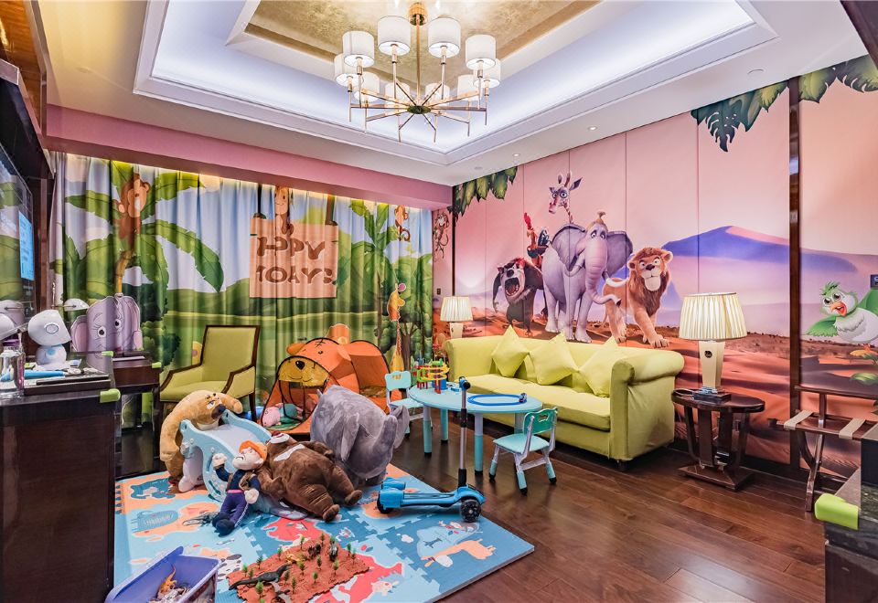 Zhaolin Grand Hotel BeijingCute Pet Party Children's Theme Suite