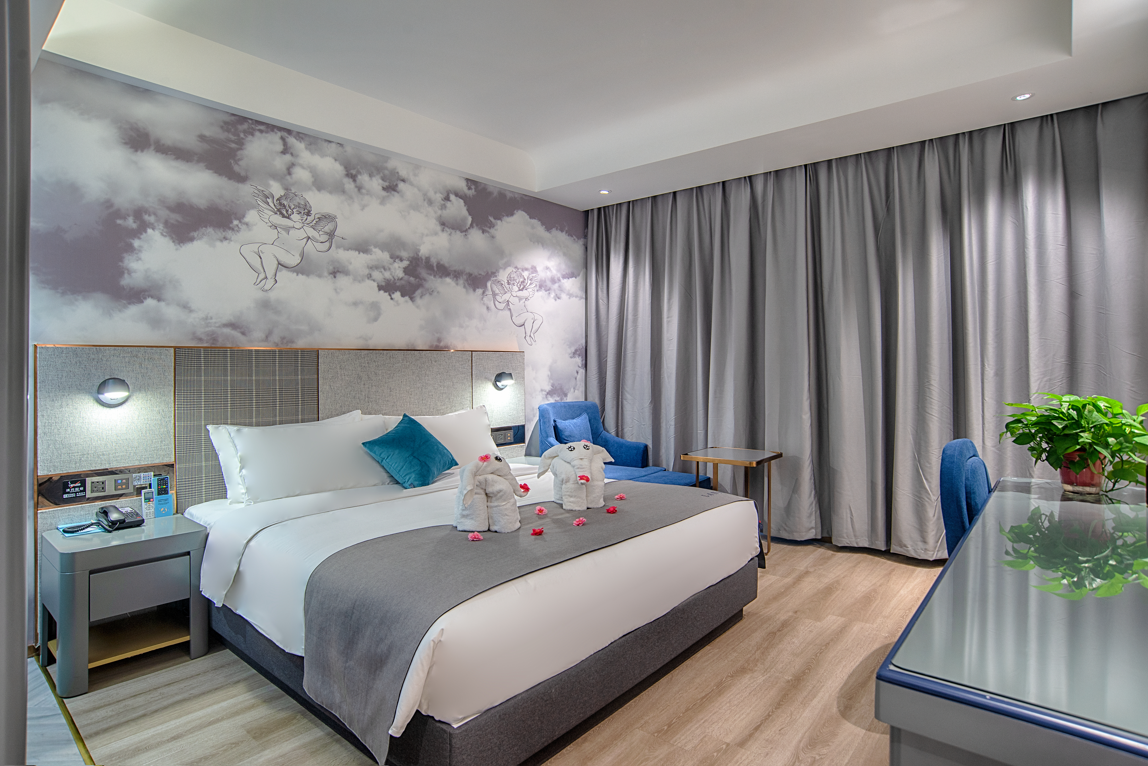 兰欧天使的轨迹- 全屋智能语音控制+金可儿床垫+小冰箱