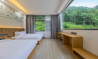 Enshi Guiyuan Resort Hotel