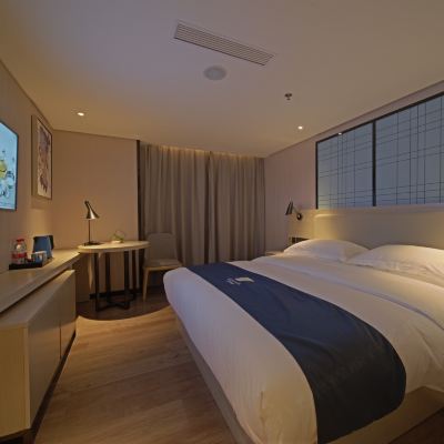 高級大床房（藍牙音箱+靜謐好眠） 宜尚酒店（廣州天河崗頂地鐵站石牌東路店）優惠