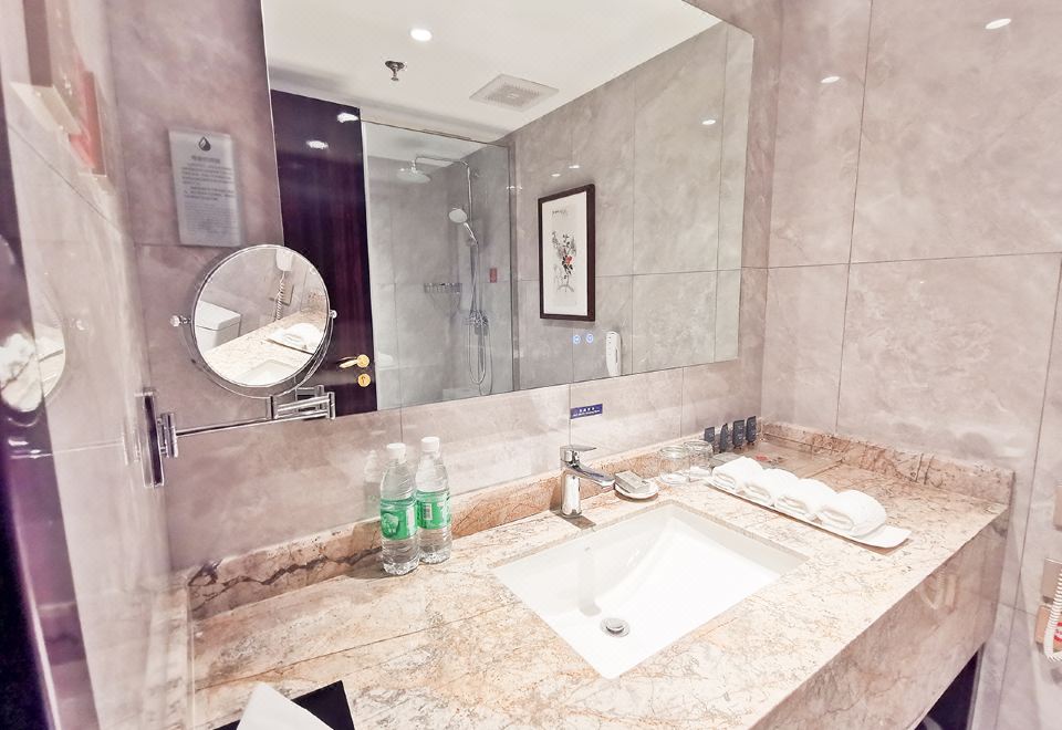 高級商務大床間