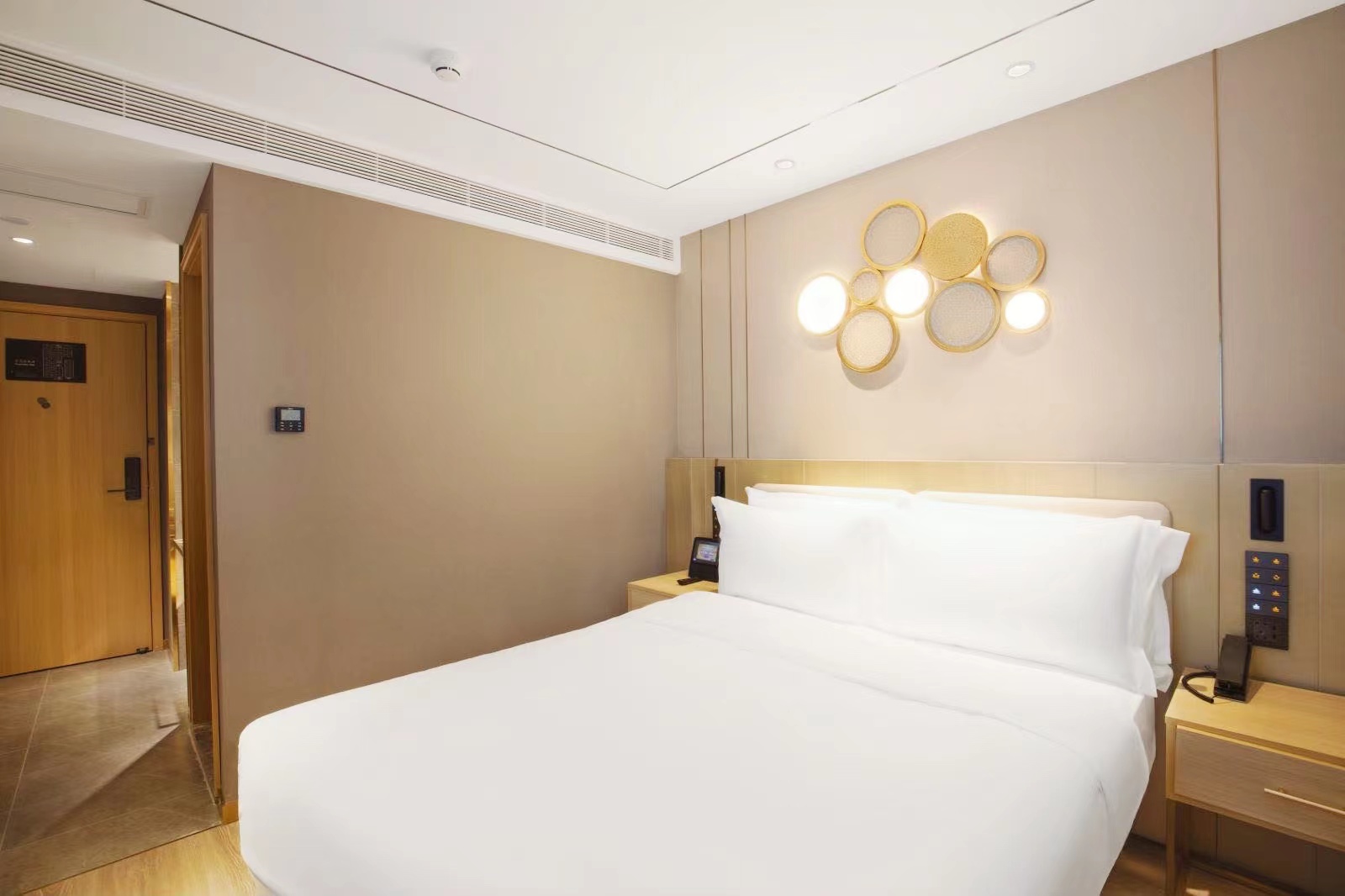 月若流金大床房A