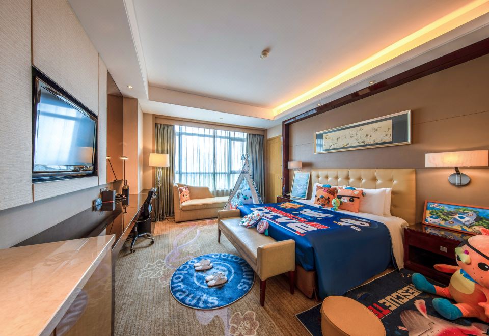 亲子连通房（杜拉维特衞浴+金可儿床垫+超大豪华浴缸）