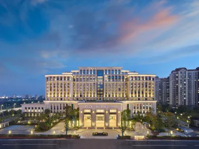 DoubleTree by Hilton Quzhou Отели в г. 