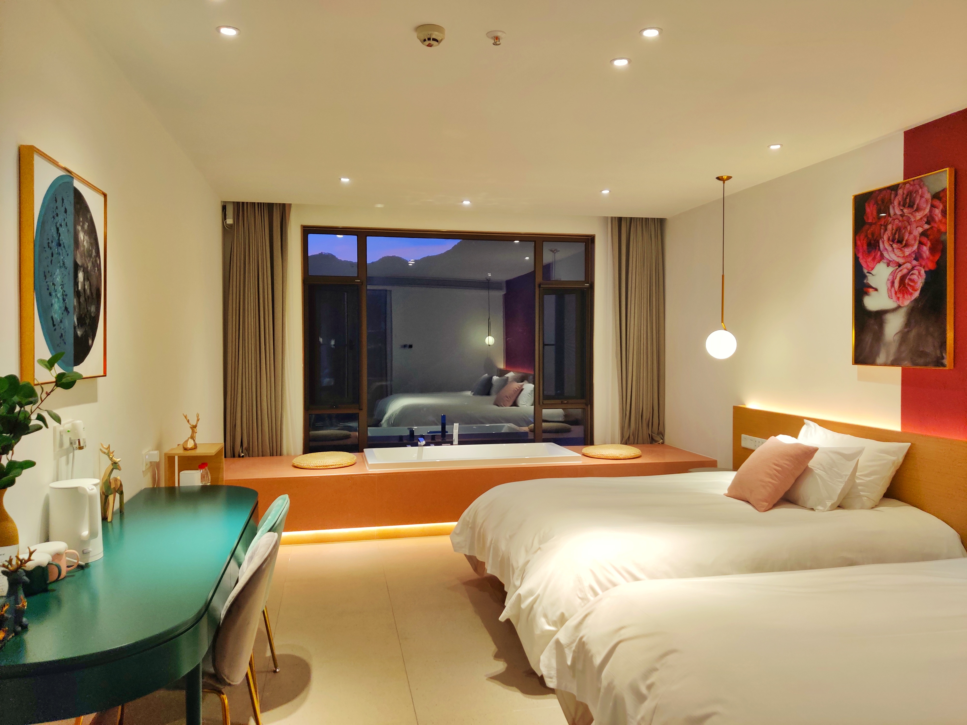 山景舒适双床房