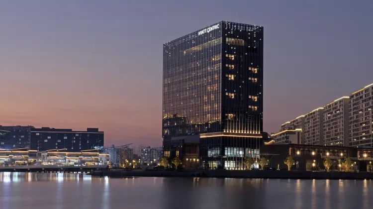 Hyatt Centric Lakeside Ningbo 外観
