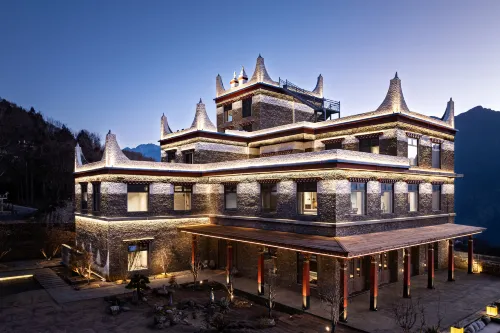 Arro Khampa Rongdrak Resort