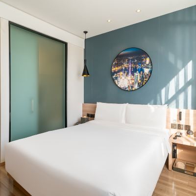 行政大床房 上海陸家嘴民生路地鐵站亞朵飯店優惠