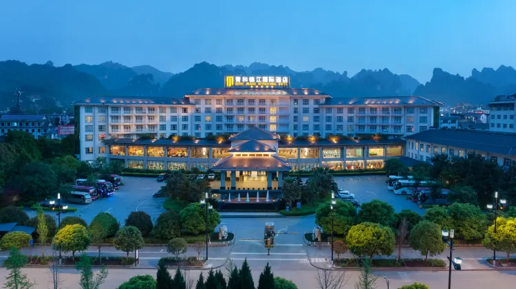 青和錦江インターナショナルホテル 外観