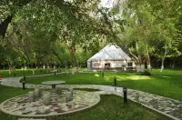 Yili Hotel