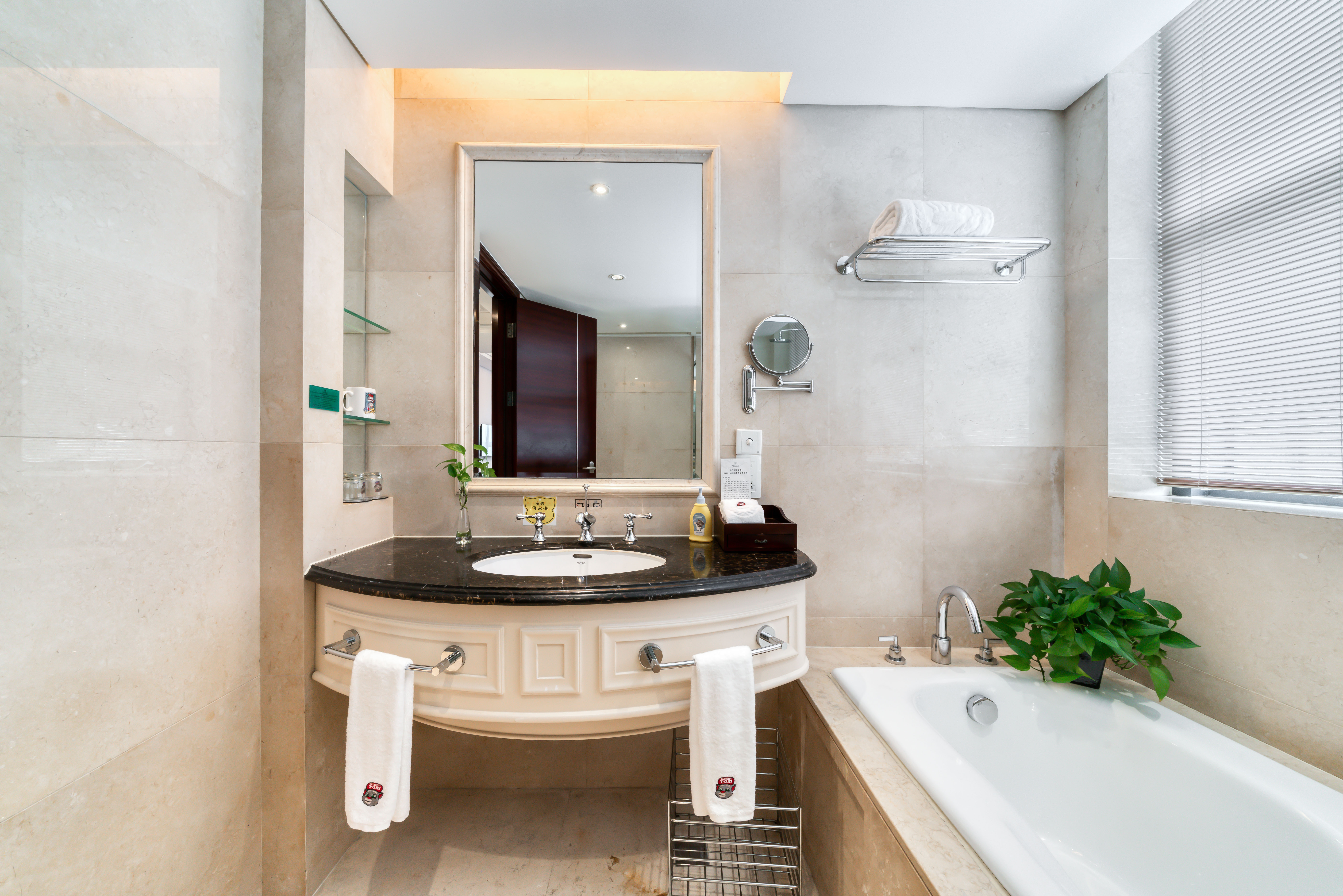 TOM猫亲子双床房