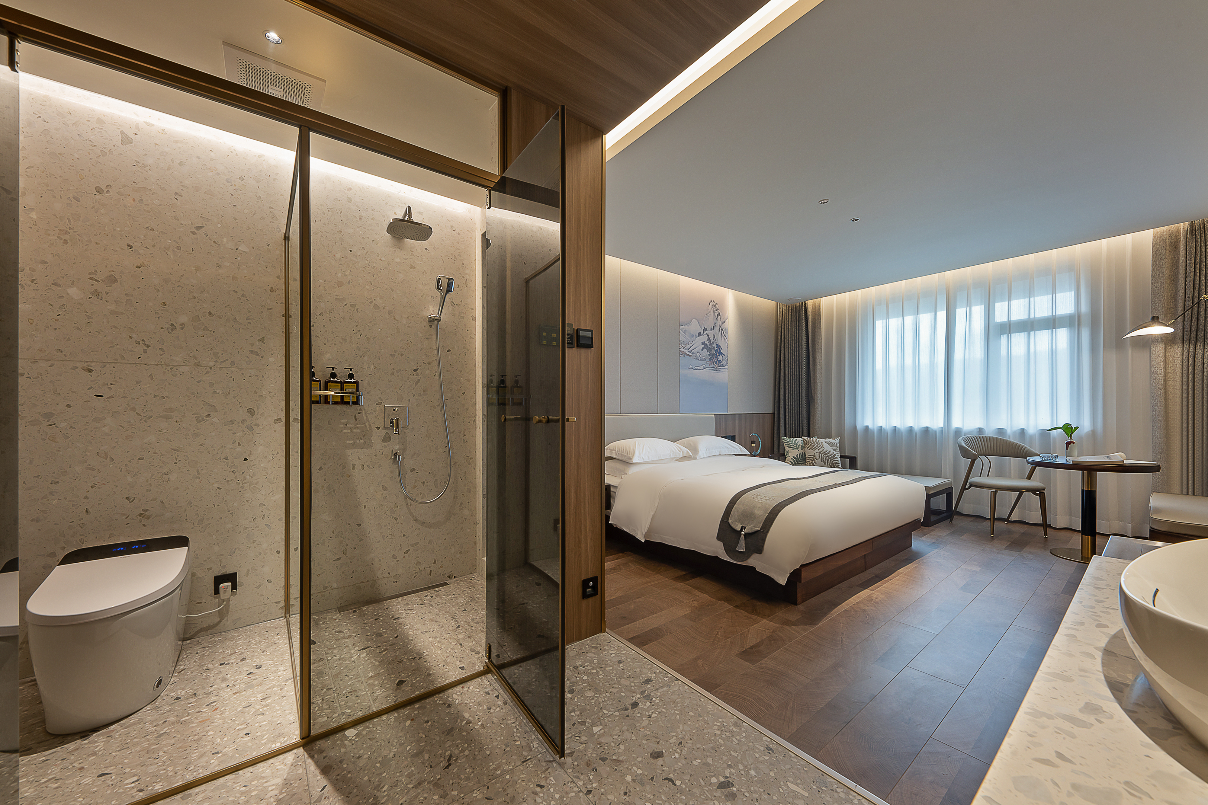 玉缘-轻奢大床房（乳胶床垫+高清影视+办公书桌）