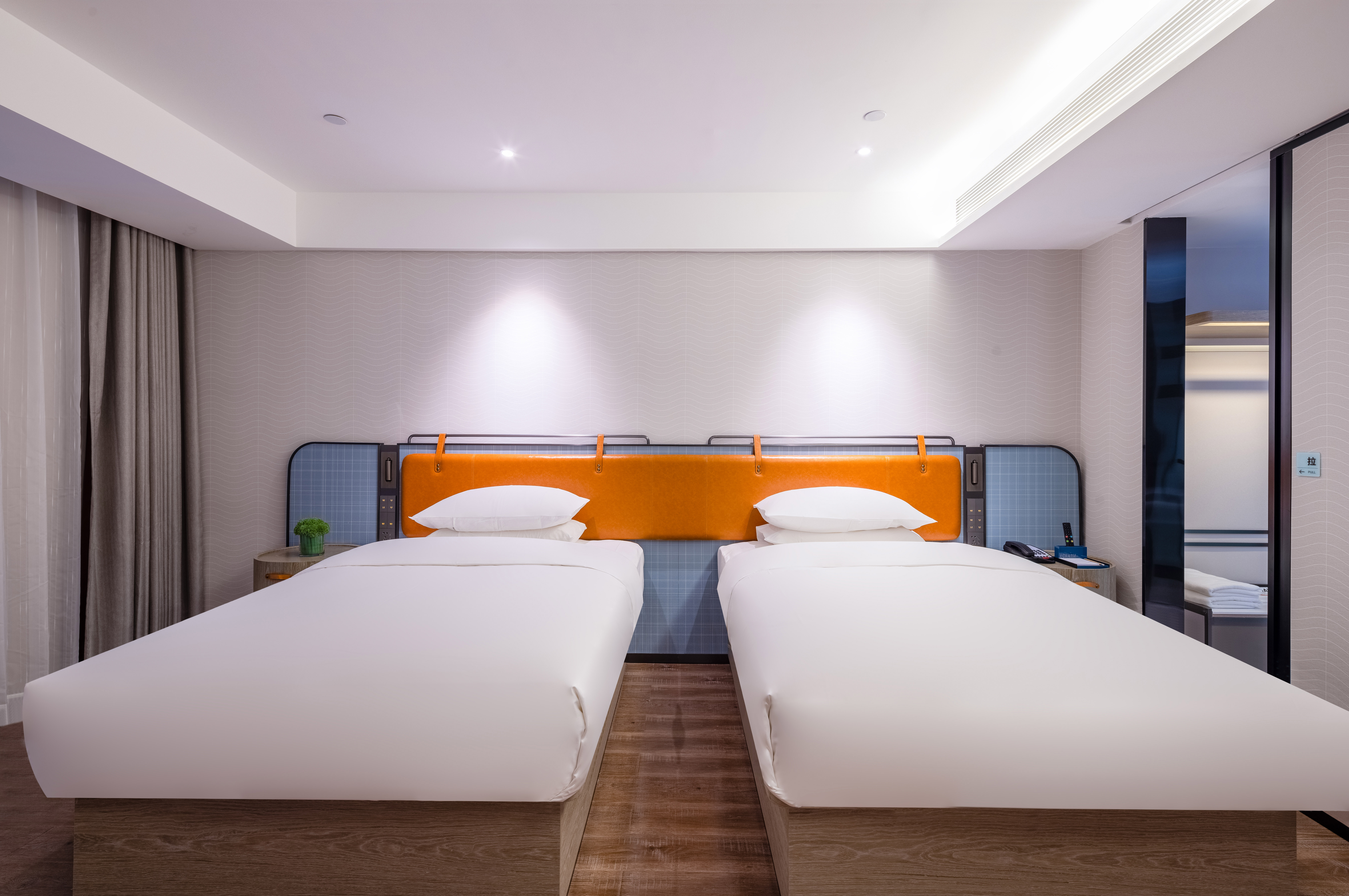 标准双床房（北欧轻奢风+落地窗+舒适床品+乾湿三分离）