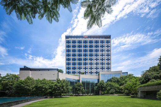 คราวน์ พลาซ่า เฉิงตู แพนด้า การ์เดน บาย IHG-ใกล้ แพนด้า เบส