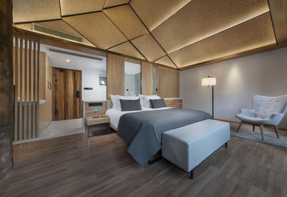 Hangzhou SENBO Nature Park and ResortTree House King Cottage