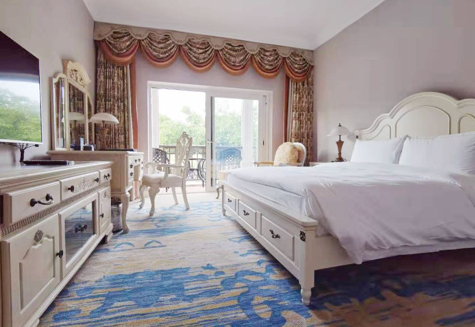 Asia Gulf HotelFrench-Style Presidential Villa