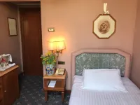 ميسينيت بالاس