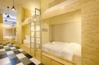 The Youniq Hotel, KLIA T1, KLIA T2 Hotéis em 