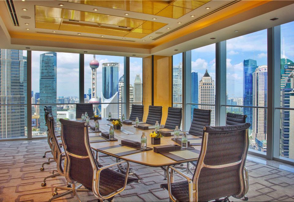 Regent Shanghai PudongClub Regent Room
