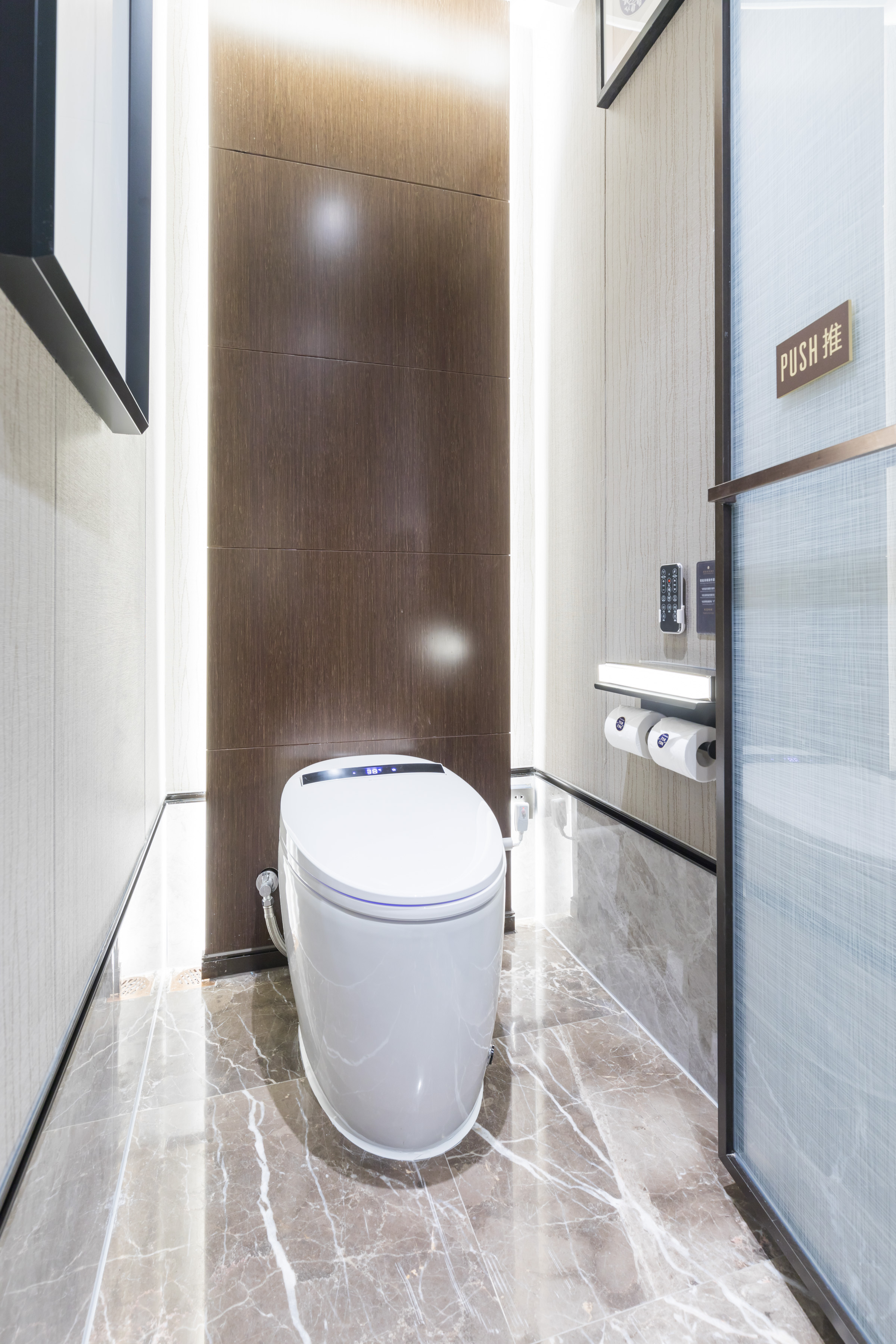 萃逸大床房（全屋智能小度+景观+冰箱+电视投屏+柔软浴袍）