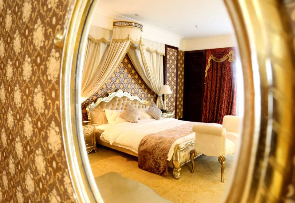 至尊套房（4房2厅）