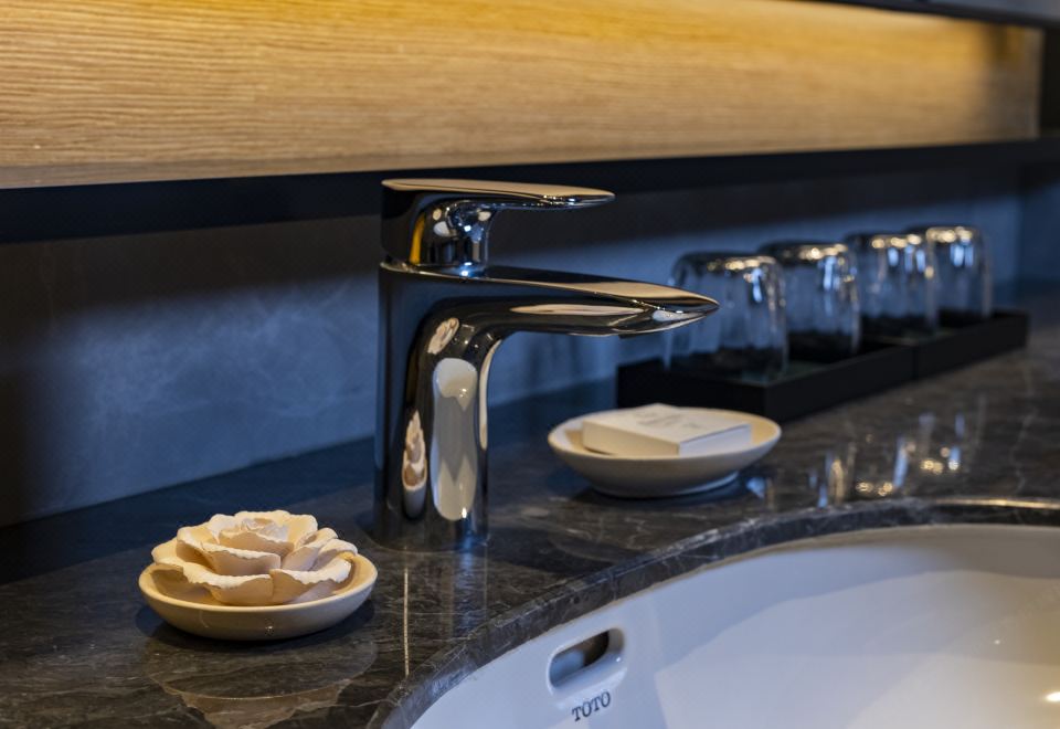 景观阳台大床房