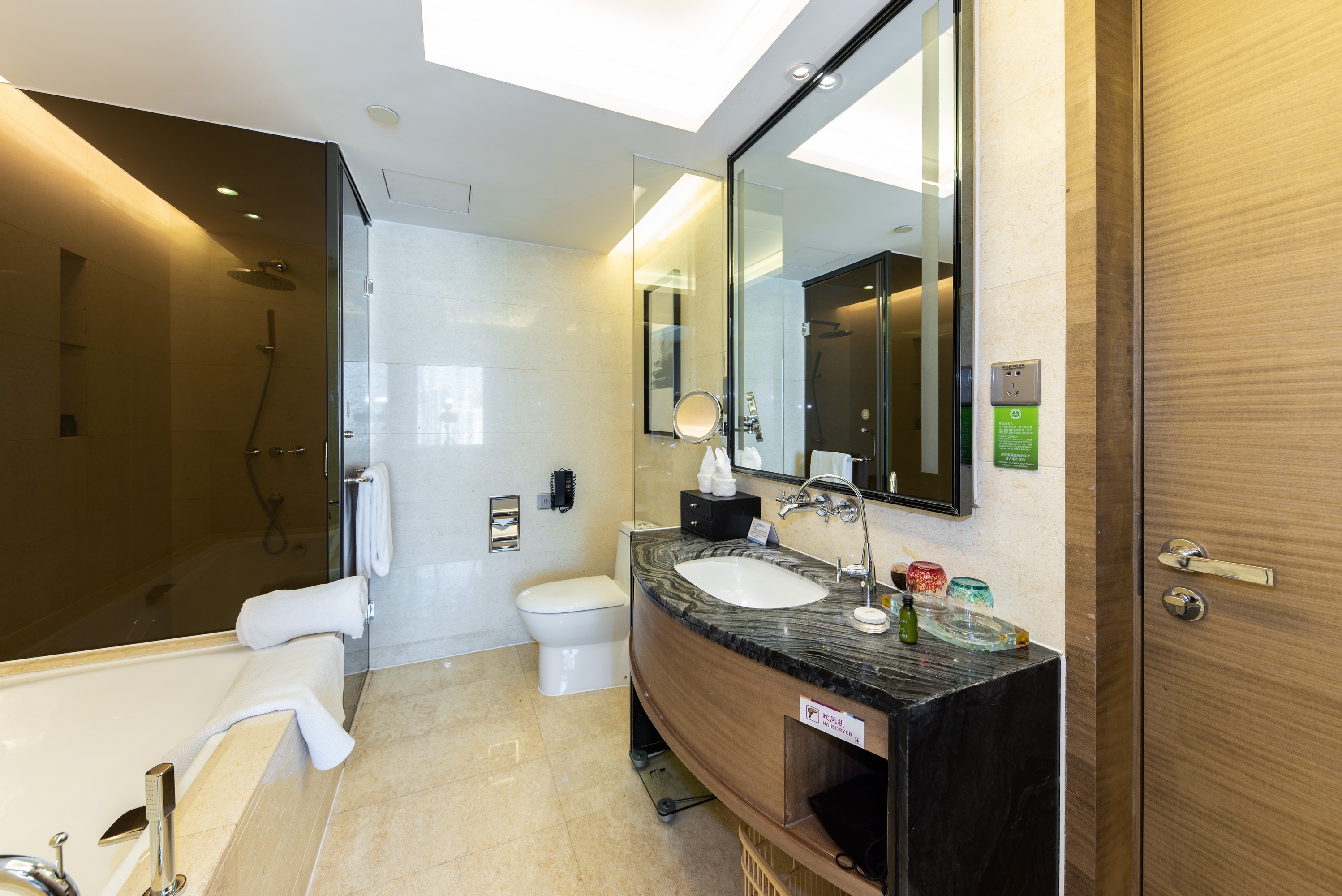 Shenzhen YANGBANGLANGYUE International HotelCity View Queen Room