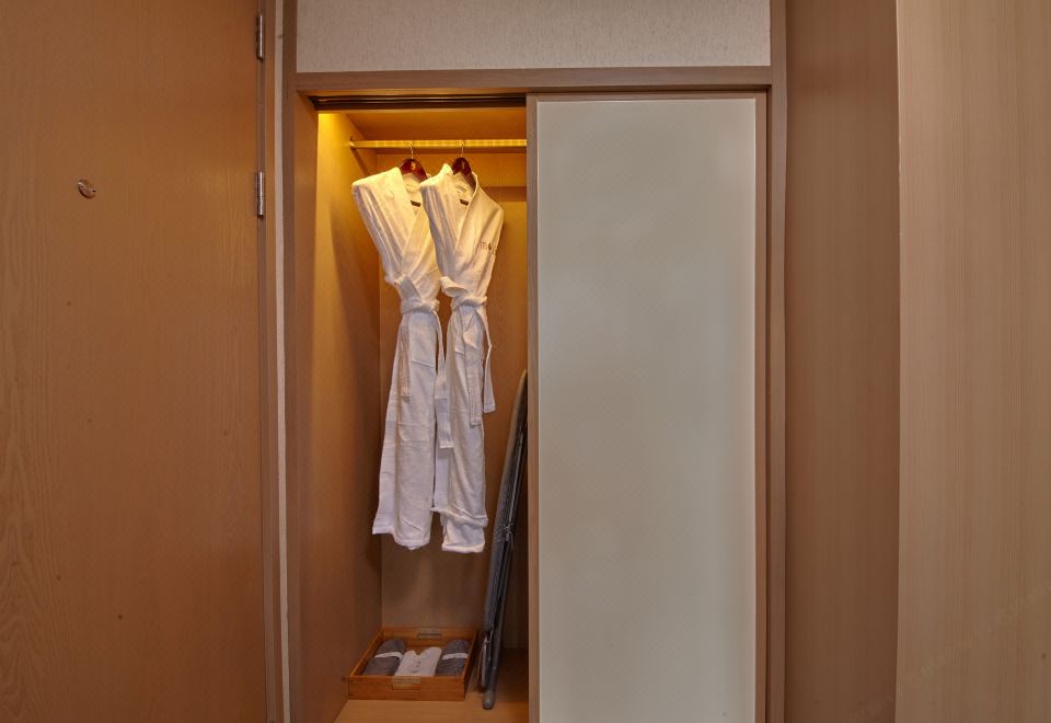 水悦庭院大床房