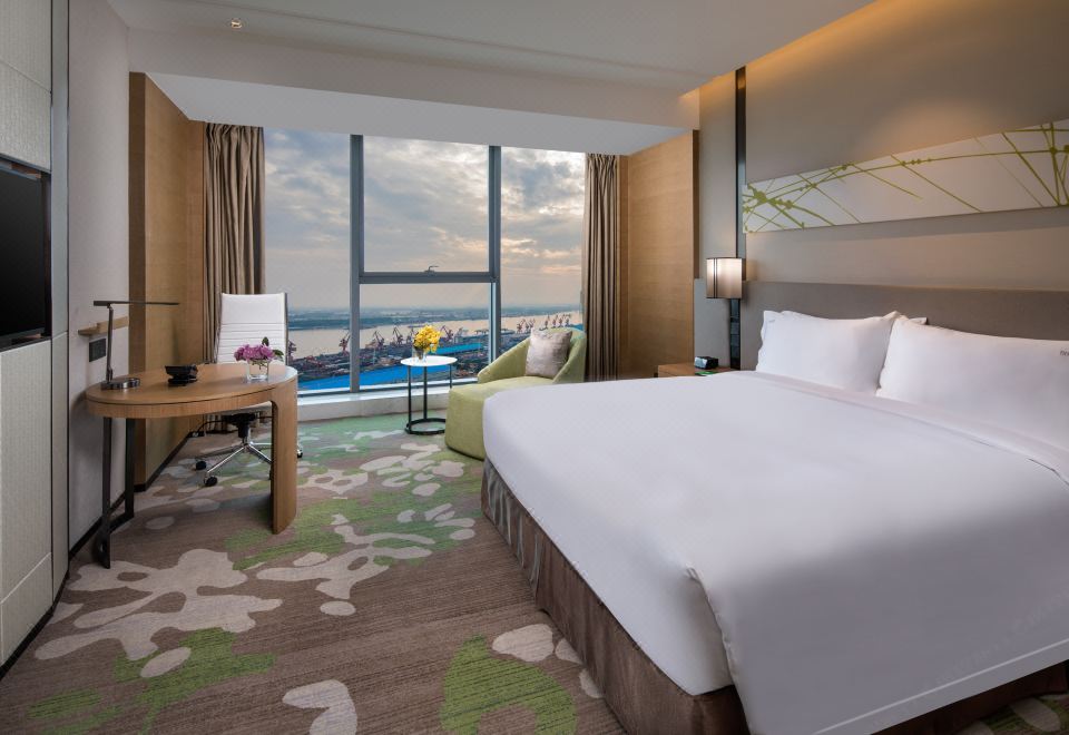 高级港口景观大床房