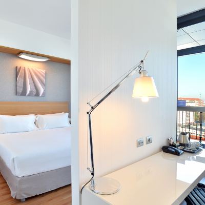 特大床家庭房 米蘭北部希爾頓花園酒店優惠