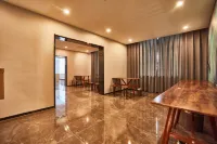 LU Hotel (Xin'an Economic and Technological Development Zone)