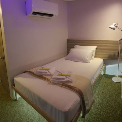 Deluxe Room 1010 Hotel Promo Code