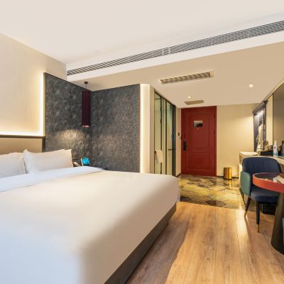 菸袋斜街大床房（智能客控 智能馬桶） 後海里院飯店（北京恭王府南鑼鼓巷店）優惠