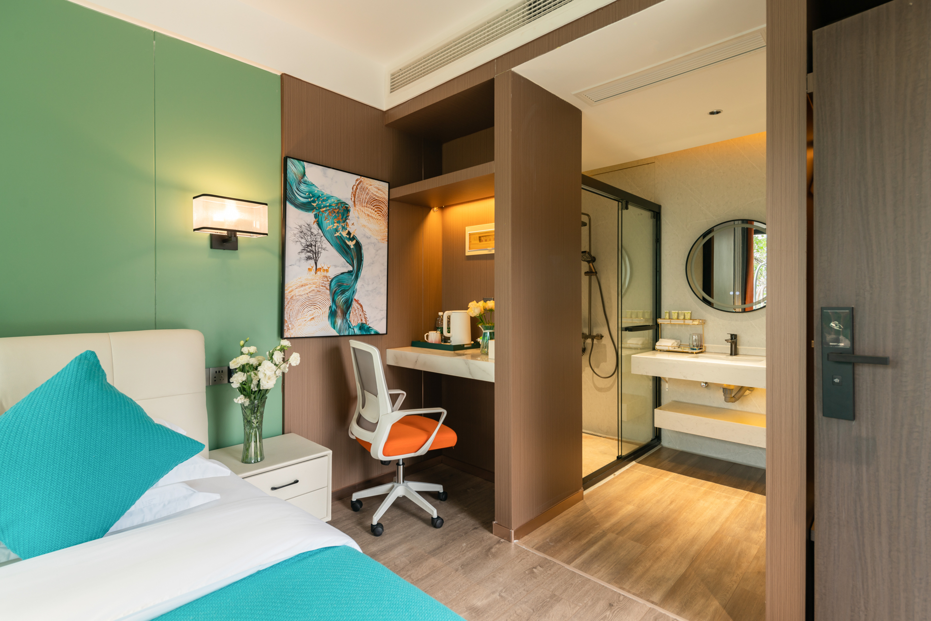 彩蝶·尊享阳台房（空调-网红打卡-独立阳台景观- 棋牌娱乐）