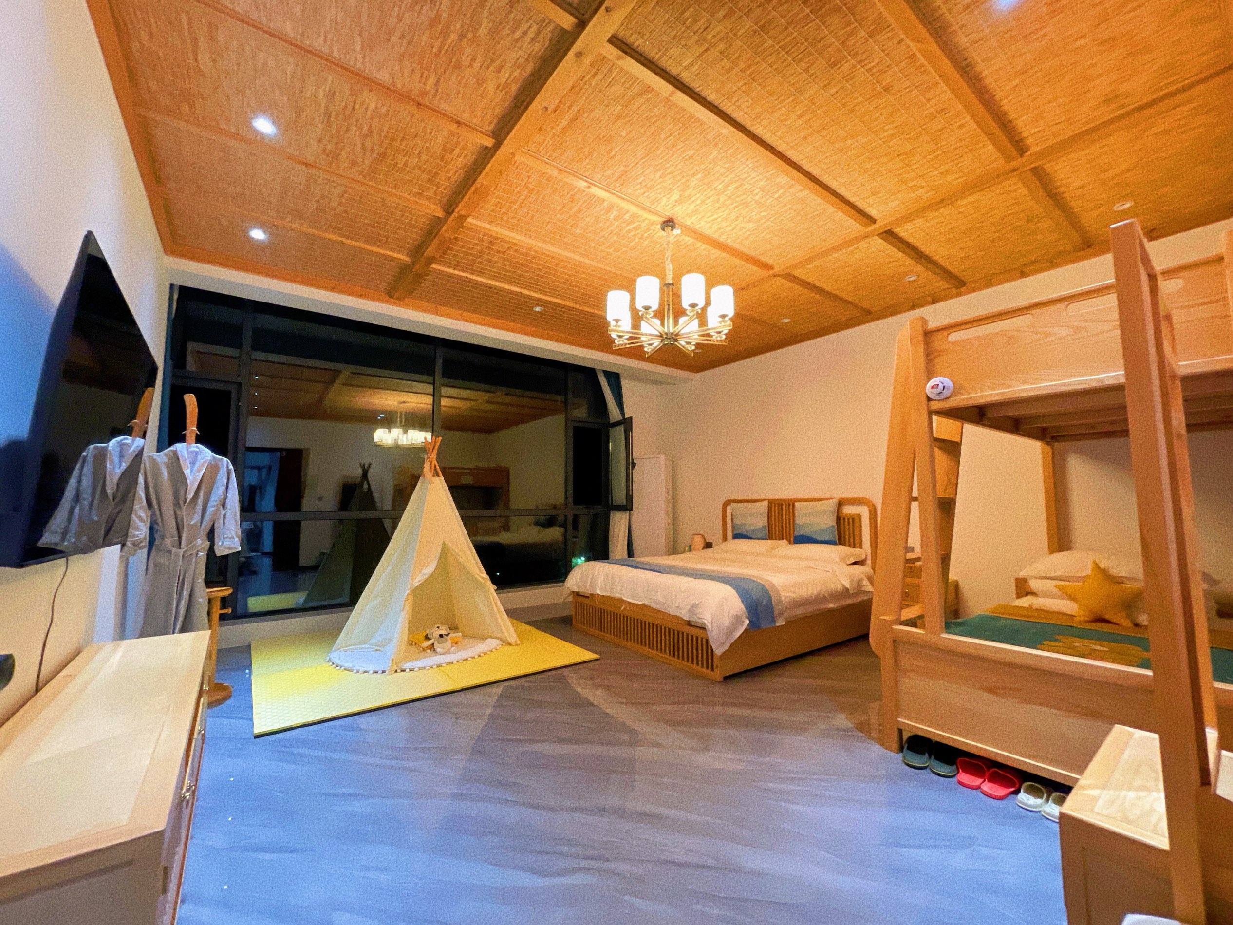 超大观景亲子房